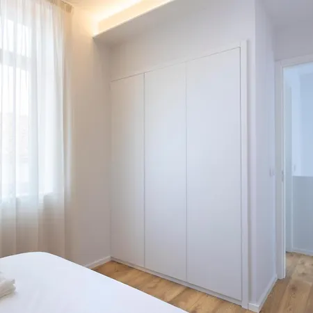 Apartment Coastal Escape